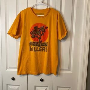 The Killers Imploding Mirage Gold Joshua Tree T-Shirt. Excellent Condition